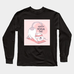 Cat doing yoga Long Sleeve T-Shirt